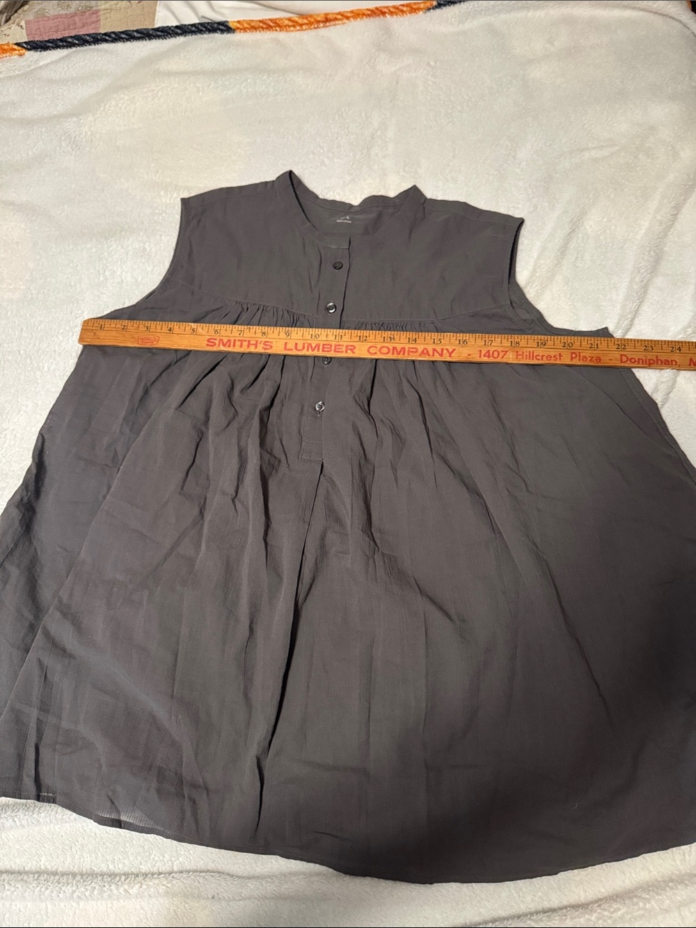 Muji Sleeveless Tunic in Charcoal Gray - Picture 6 of 6